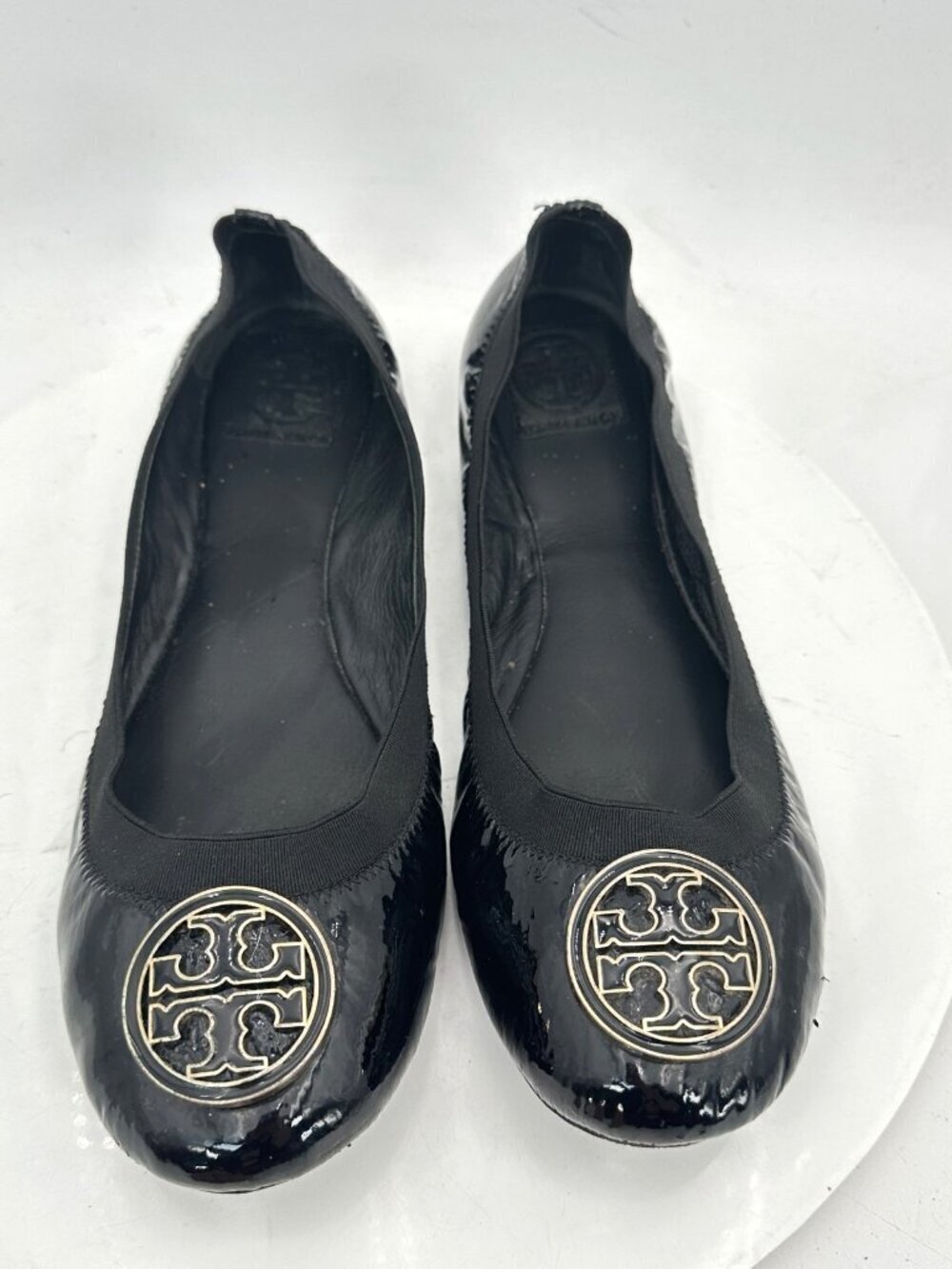 Tory Burch Reva Women Size 10.5M Black Patent Leather Gold Logo Ballet Flat Shoe